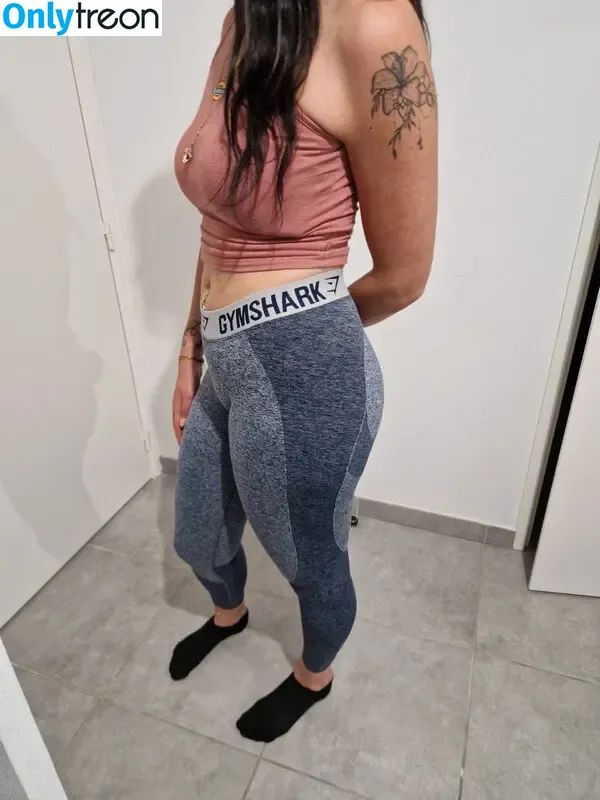 Vinted/eBay nude photo #7095 (Vinted/eBay)
