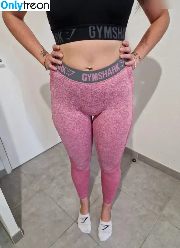 Vinted/eBay nude photo #7107 (Vinted/eBay)