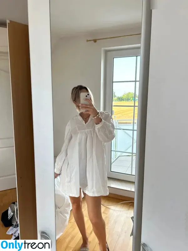 Vinted/eBay nude photo #7141 (Vinted/eBay)