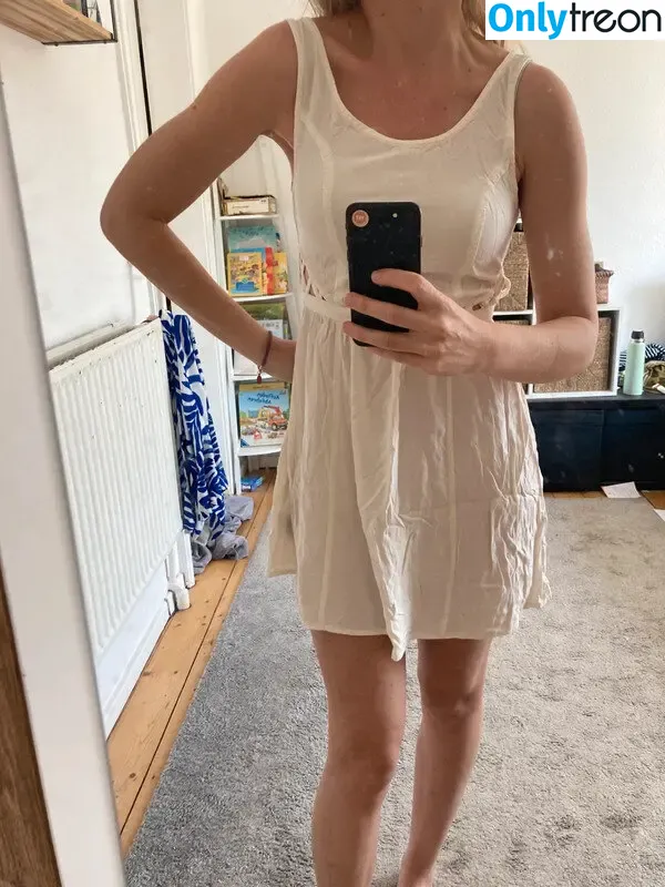 Vinted/eBay nude photo #7195 (Vinted/eBay)