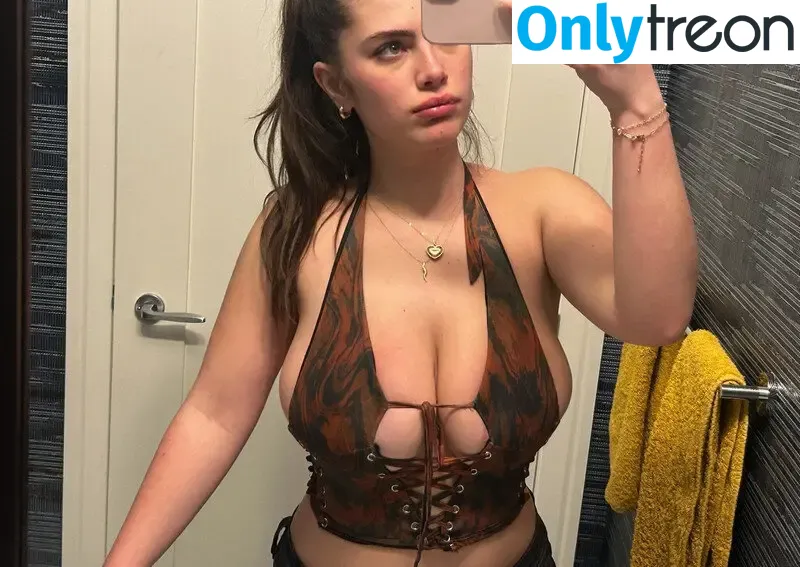 Vinted/eBay nude photo #7237 (Vinted/eBay)