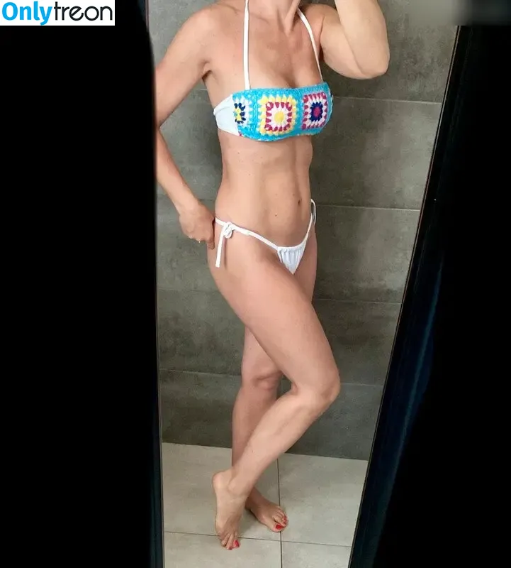 Vinted/eBay nude photo #7309 (Vinted/eBay)