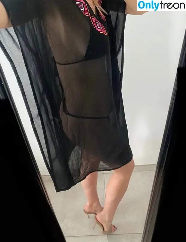 Vinted/eBay nude photo #7310 (Vinted/eBay)