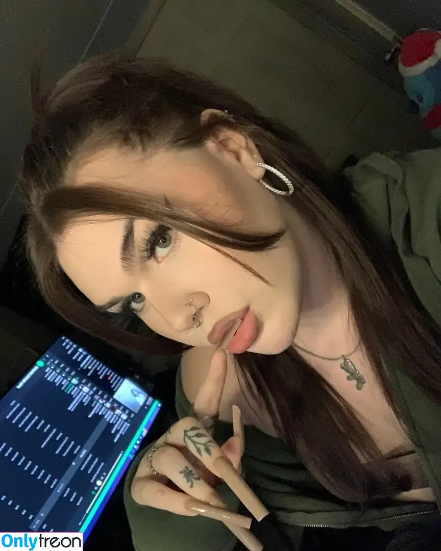vipnattiethebaddie nude photo #0007 (tsnattiethebaddie)