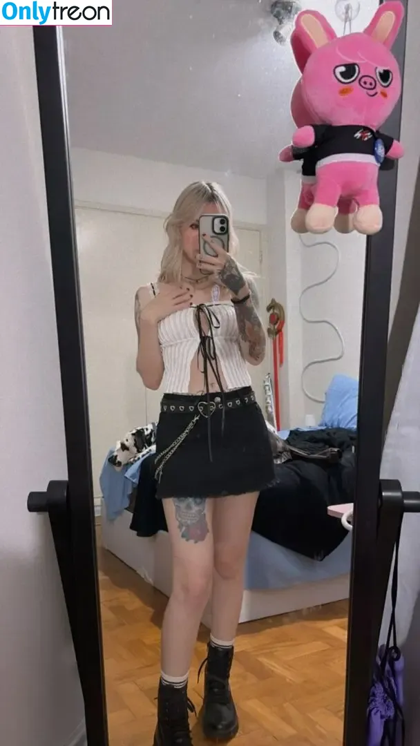Viqsm nude photo #0061 (Viqsm)