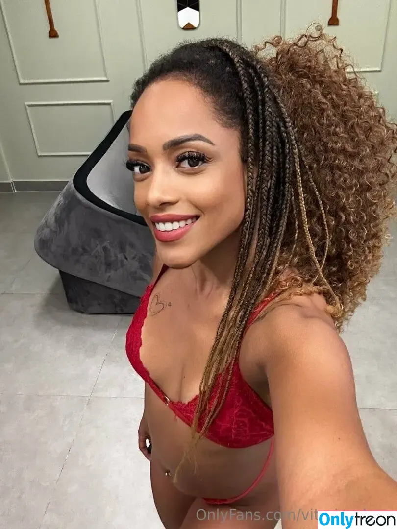 vitoria_alves nude photo #0116 (vitoriaalves02__)