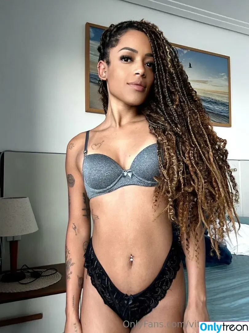 vitoria_alves nude photo #0154 (vitoriaalves02__)