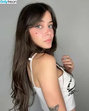 Vitória Castro / victoricastro / vidcg nude photo #0043