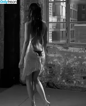 Vittoria Ceretti / vittoria nude photo #0060
