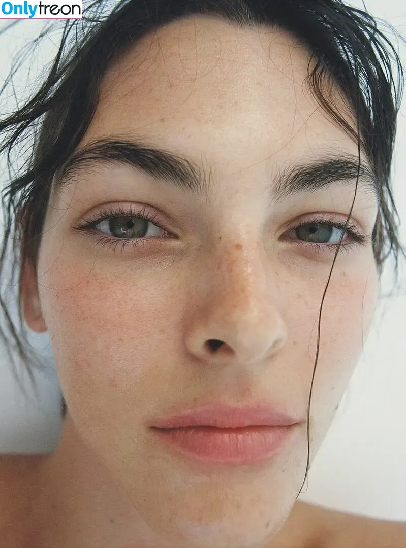 Vittoria Ceretti nude photo #0270 (vittoria)