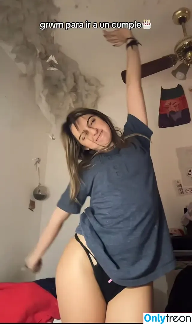 viuxyta nude photo #0008 (viuxy_)