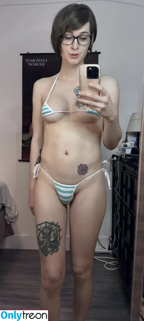 vivi.iso59 nude photo #0001 (evavivi59)