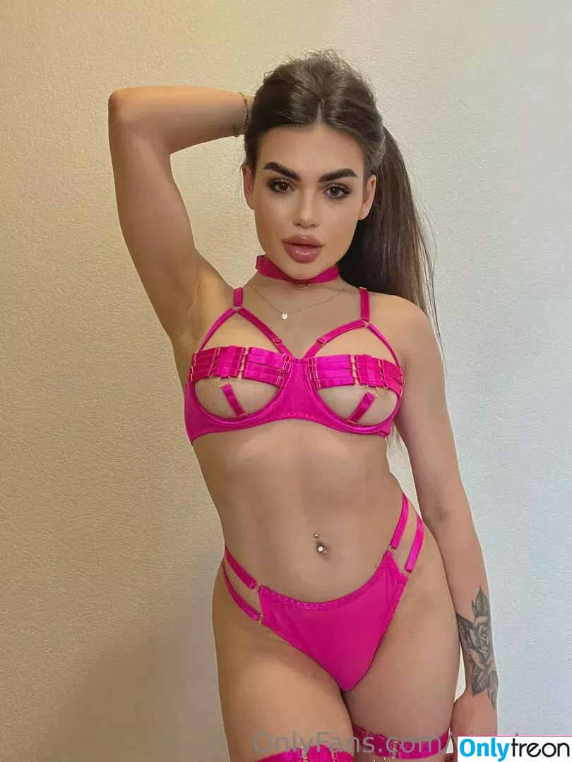vivi_torn nude photo #0113 (missvivitran)
