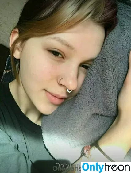 vivi_torn nude photo #0126 (missvivitran)