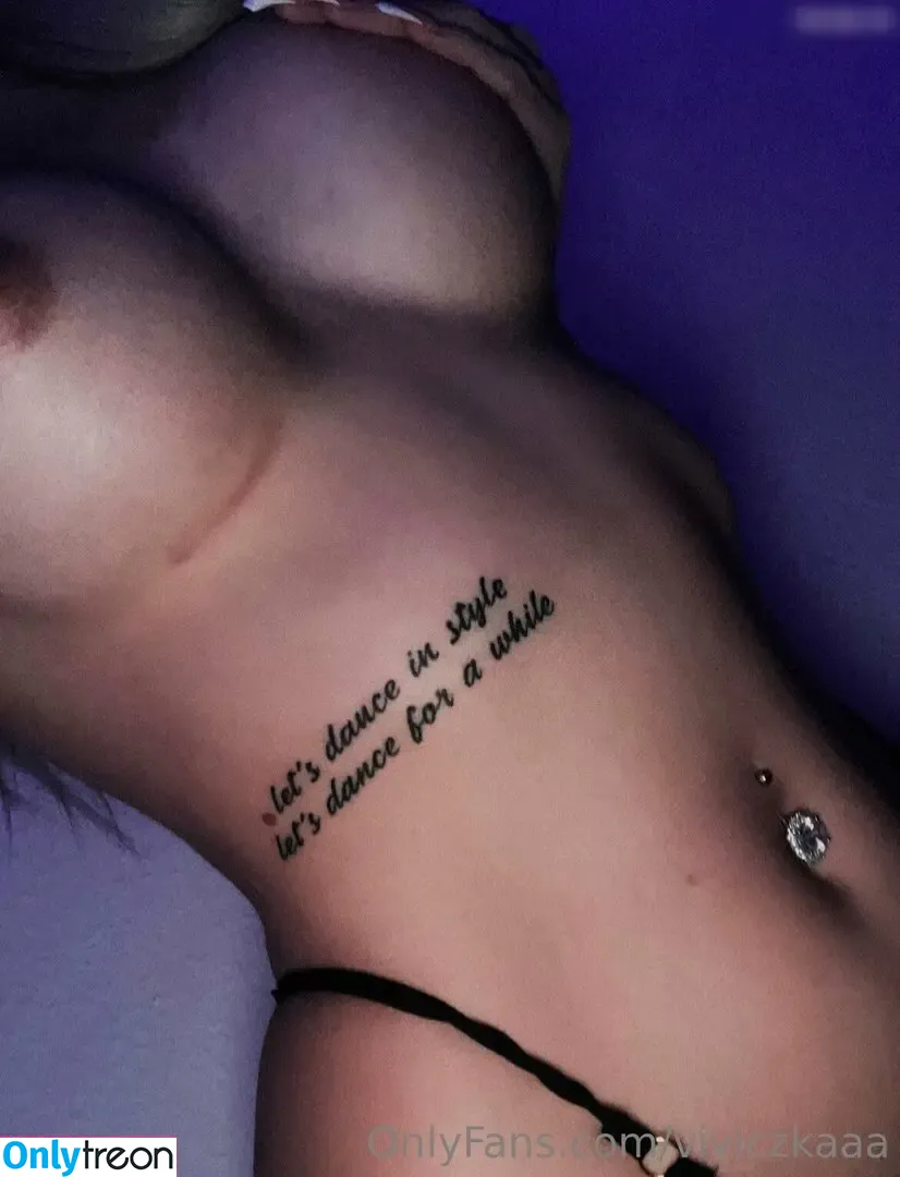 Viviczkaaa nude photo #0016 (viviczka_)