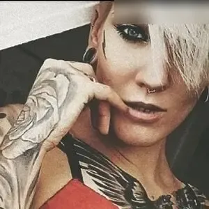 Vivien Storl / inkedkoerperkunst nude photo #0004