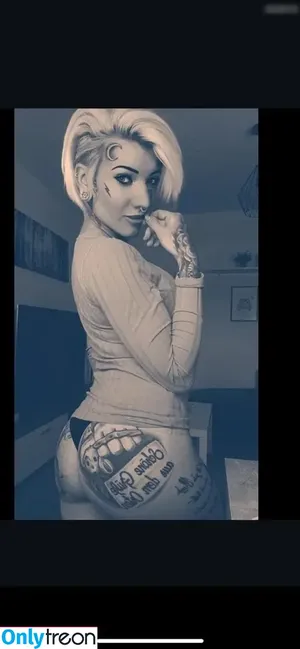 Vivien Storl / inkedkoerperkunst nude photo #0019