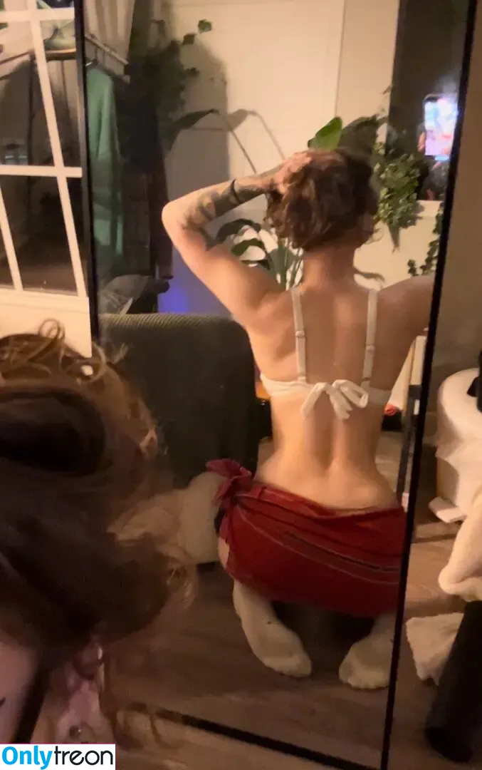 viviennelifts nude photo #0014 (liftvivs / neri_vivi / nerivivi)