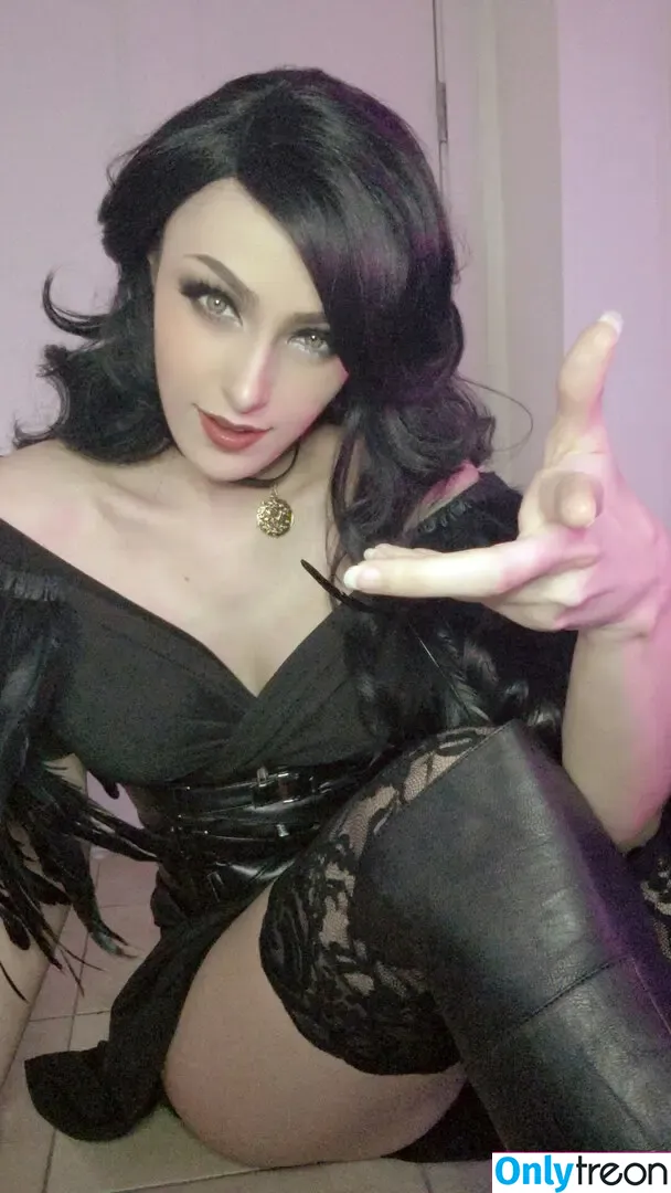 Vixence nude photo #0187 (Vixencecos / xoxovixence)