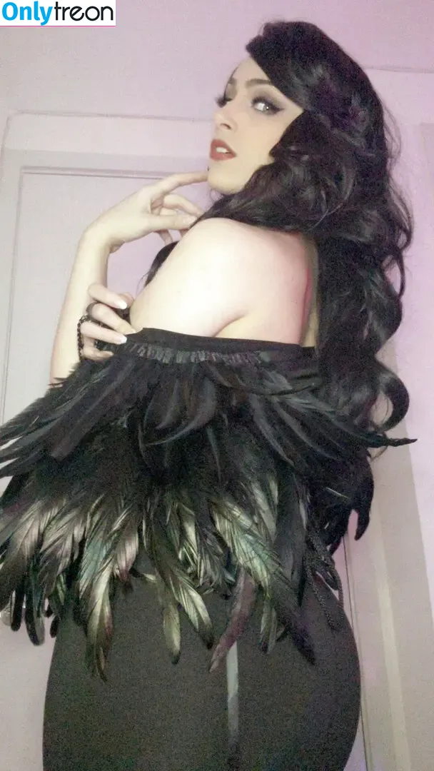 Vixence nude photo #0201 (Vixencecos / xoxovixence)