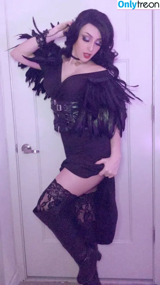 Vixence nude photo #0212 (Vixencecos / xoxovixence)