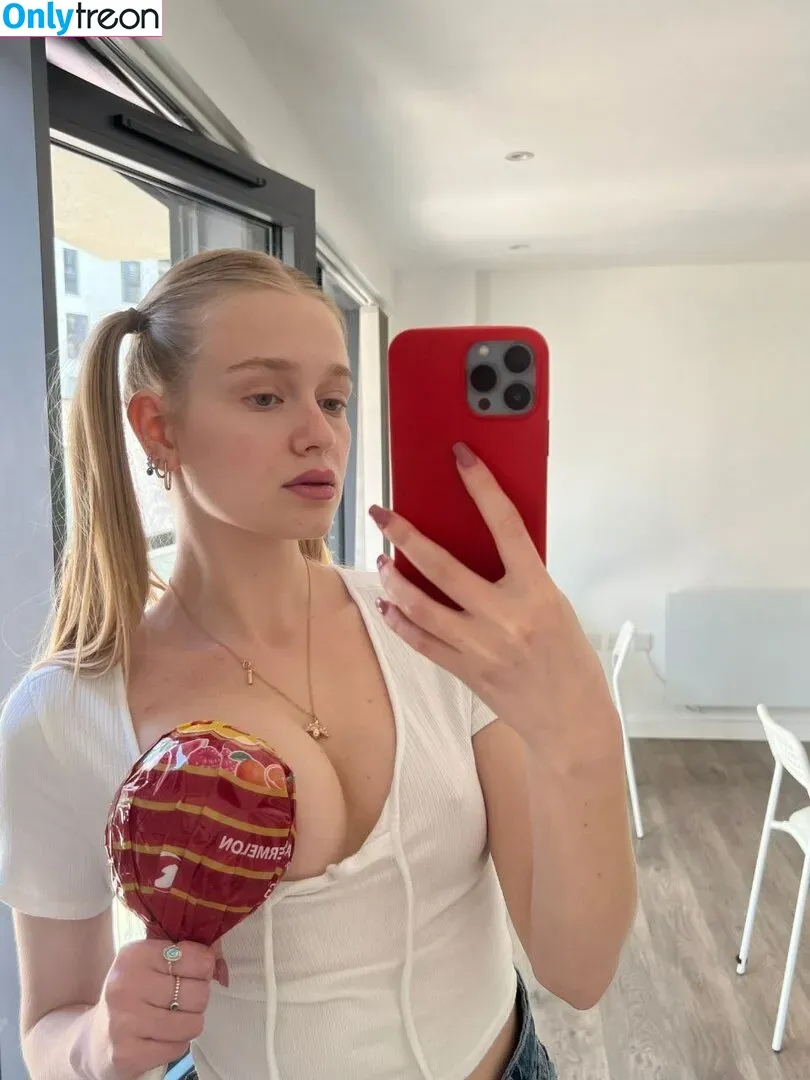Vladababy nude photo #0037 (Vlada Dobryak / Vladaelfie)