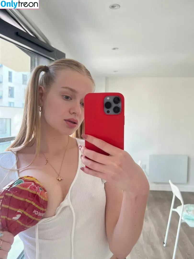 Vladababy nude photo #0038 (Vlada Dobryak / Vladaelfie)