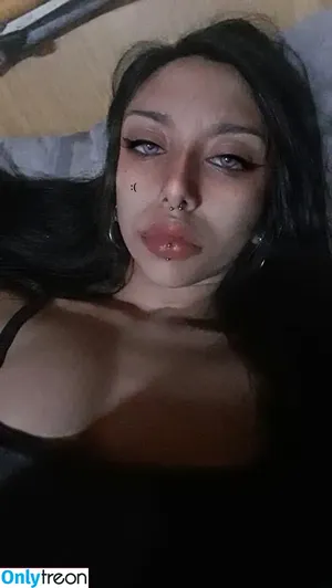 vnom_p / onlyfans / poison__99 nude photo #0019