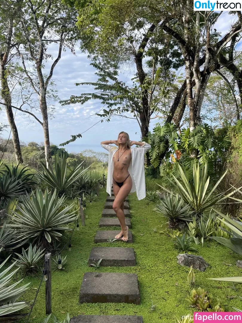 Vodka_Queen nude photo #0130 (IamIrinaRi / MexicoSpirit / Mexicoapirit / _vodkaqueen_)
