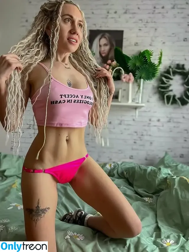 vrednashka nude photo #0135 (Vrednashka_5 / Мария Мордас)