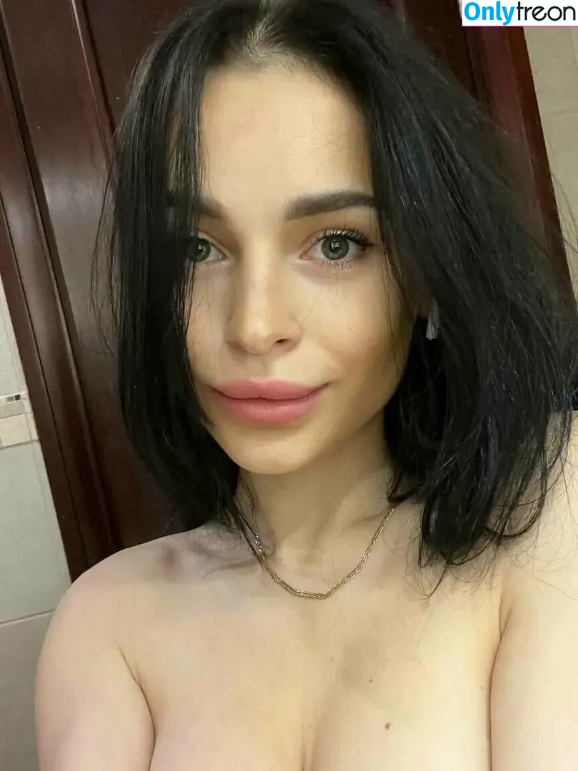 VulgarCat nude photo #0009 (vlgrcat / vulgarkitty)
