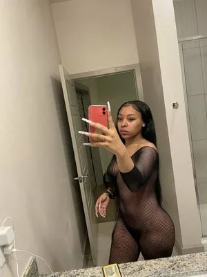 vvkayb / vixenkayb nude photo #0013