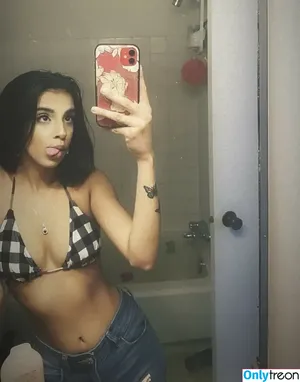  nude photo #0002