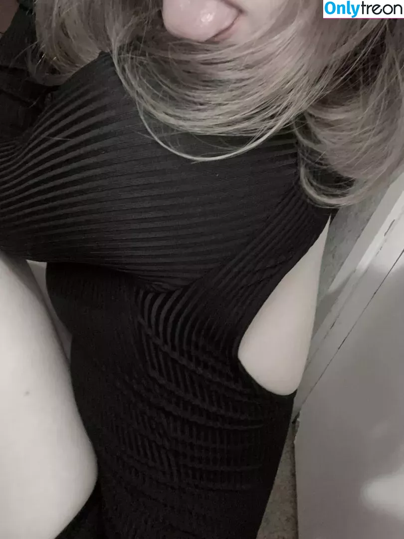 Vwemor nude photo #0030 (diewendlers)