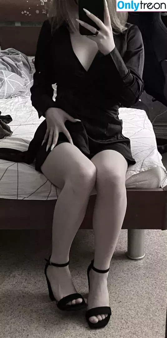 Vwemor nude photo #0031 (diewendlers)