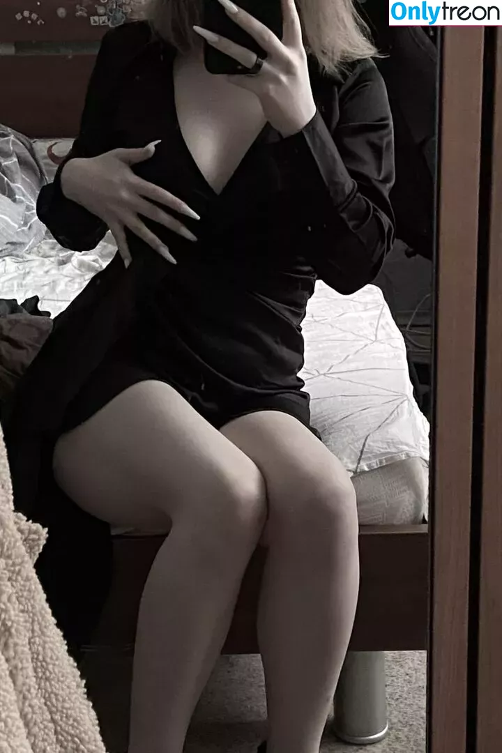 Vwemor nude photo #0042 (diewendlers)