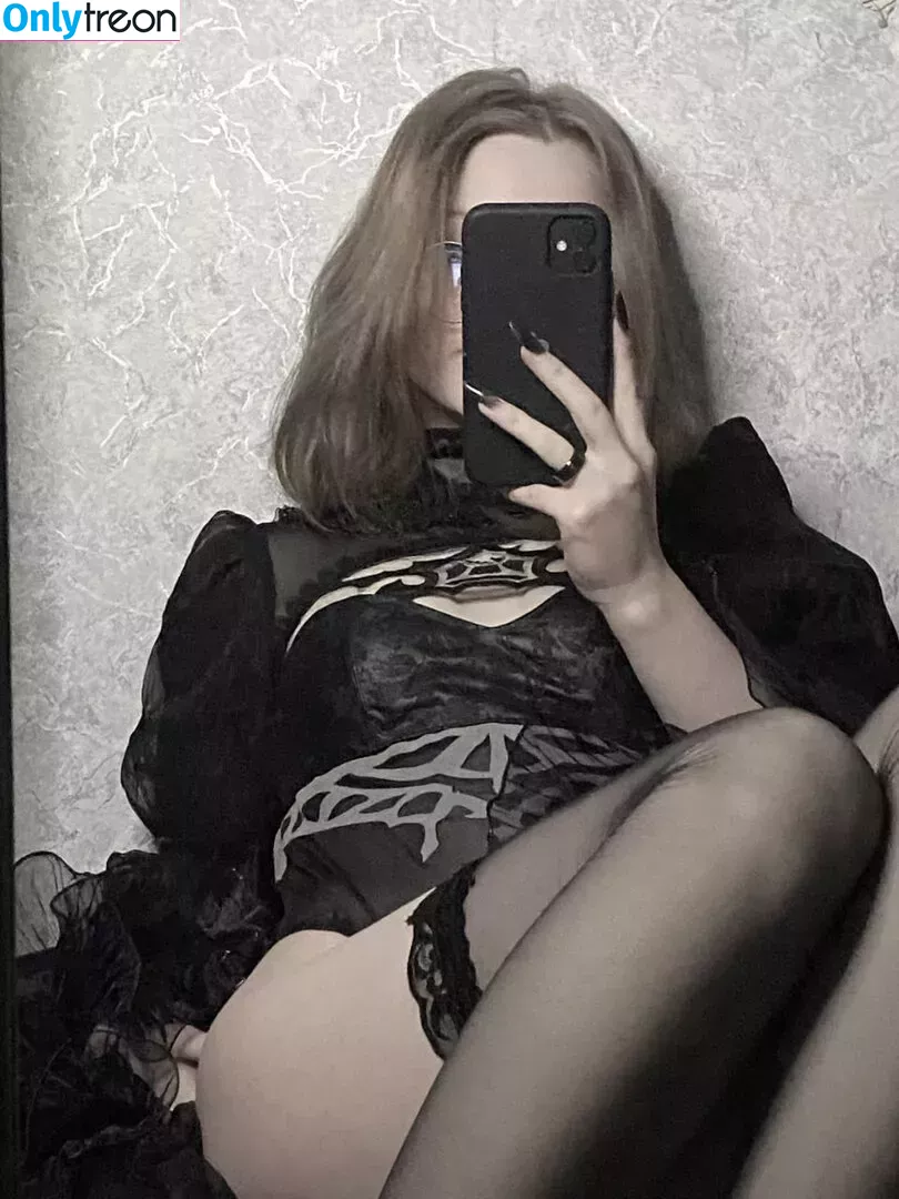 Vwemor nude photo #0050 (diewendlers)