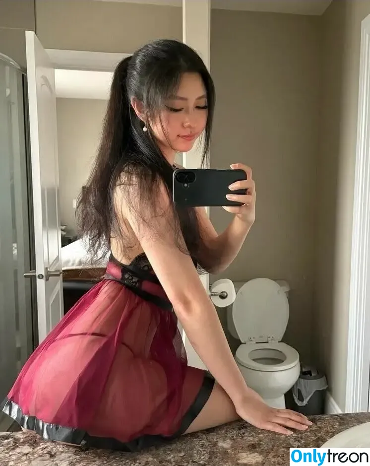 Vyxia Vyxphan nude photo #0212 (vyxphan)