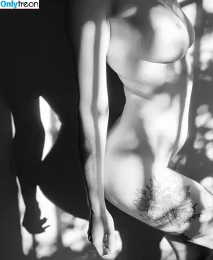 vzrosly_content / estnuans / sexirosy nude photo #0045