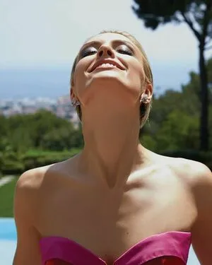 Wallis Day / wallisday nude photo #0007