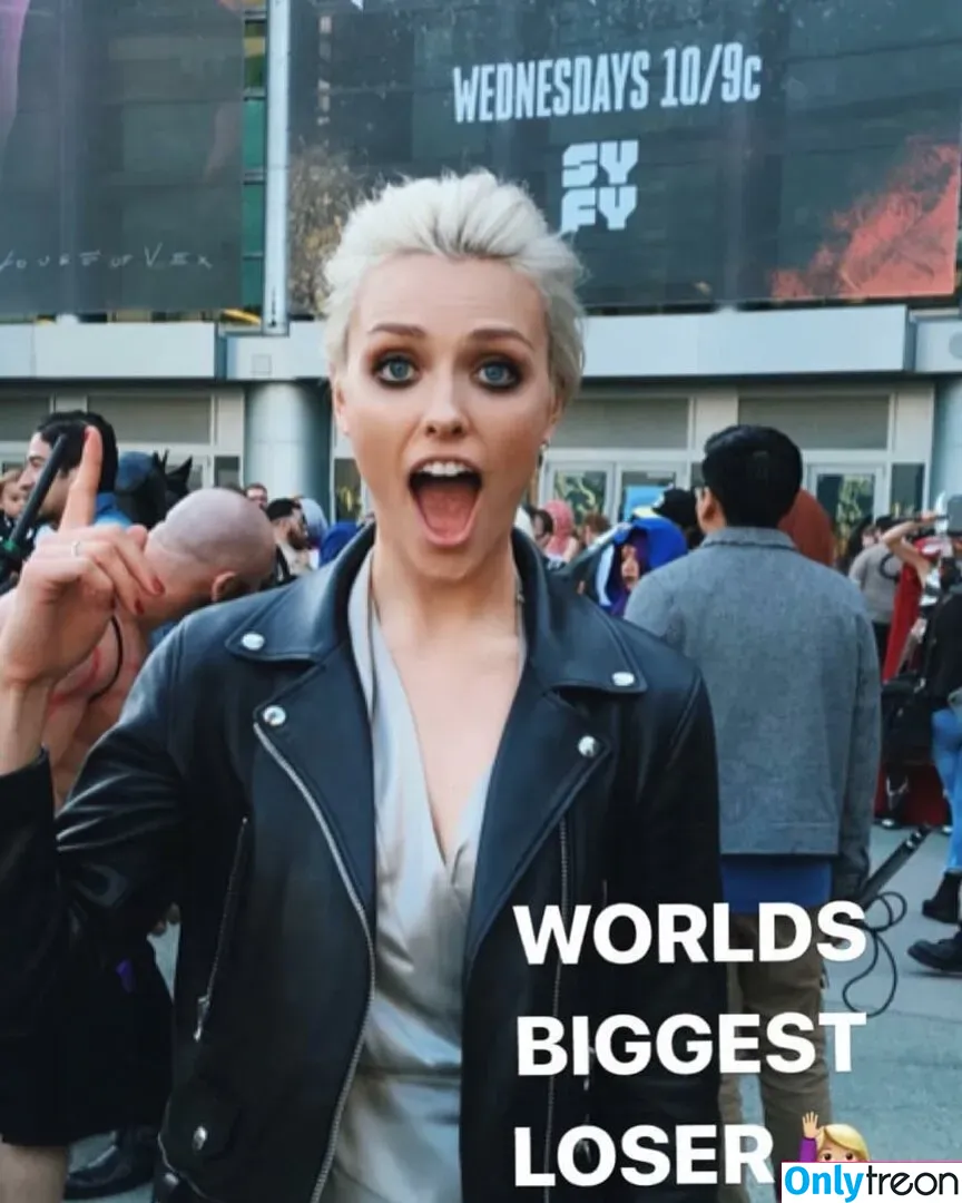 Wallis Day nude photo #0055 (wallisday)