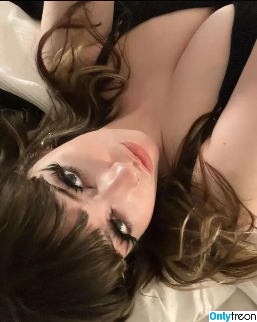 Waluiguigui nude photo #0020 (Cam / vaviri)