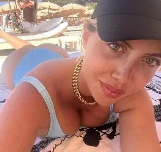 Wanda Nara / Icardi / badbitchwan / wanda_nara nude photo #0395