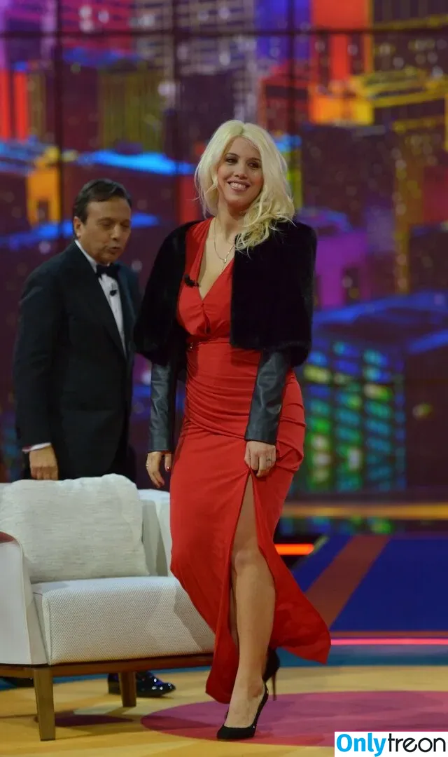 Wanda Nara nude photo #0214 (Icardi / badbitchwan / wanda_nara)