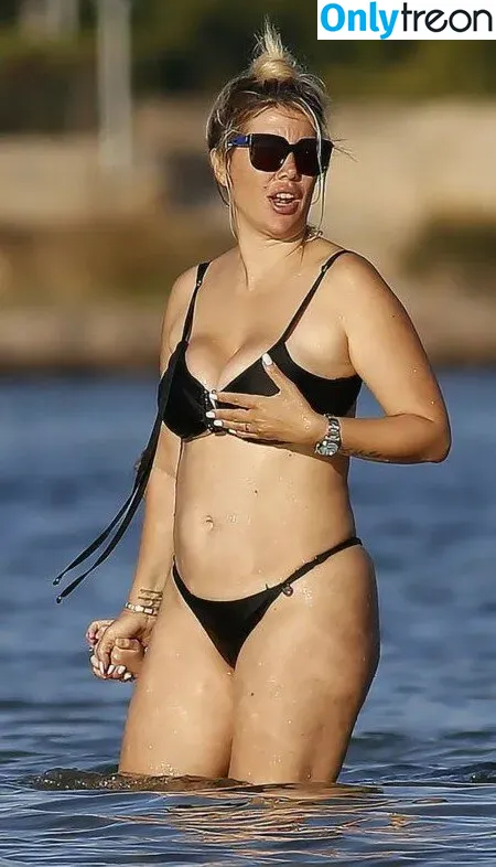 Wanda Nara nude photo #0223 (Icardi / badbitchwan / wanda_nara)