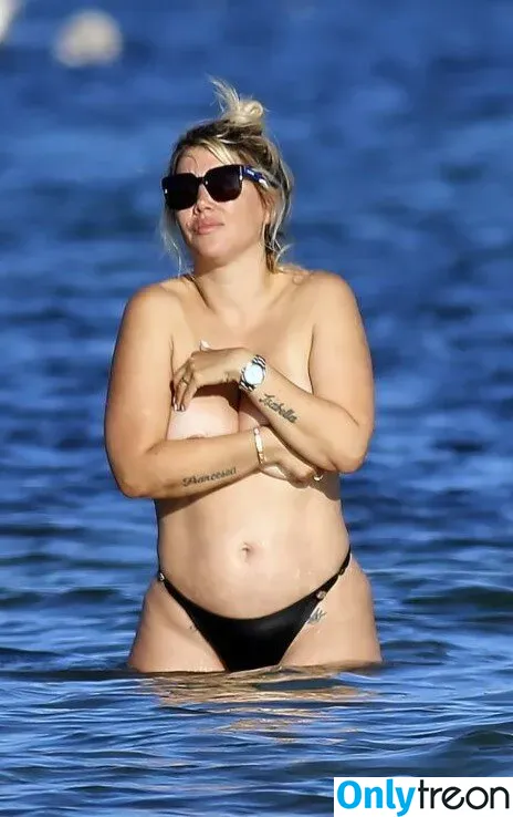 Wanda Nara nude photo #0259 (Icardi / badbitchwan / wanda_nara)
