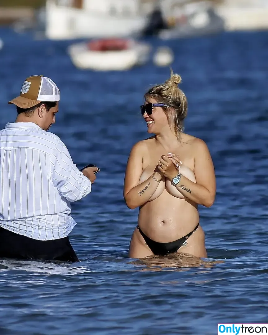 Wanda Nara nude photo #0765 (Icardi / badbitchwan / wanda_nara)