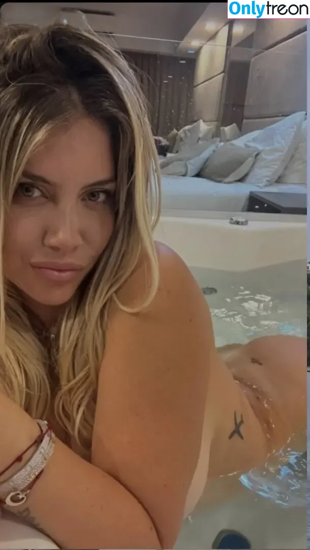 Wanda Nara nude photo #1136 (Icardi / badbitchwan / wanda_nara)