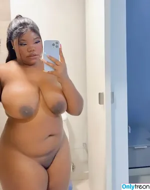 Wandi Ndlovu / wandi_ndlovu nude photo #0001