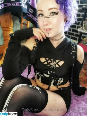wearywitchlingfree / seasonal_witch nude photo #0020
